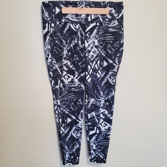 ✨️2/$20 EUC Old Navy Leggings - Picture 5 of 5